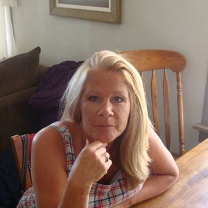 Meet your Posher, Joy